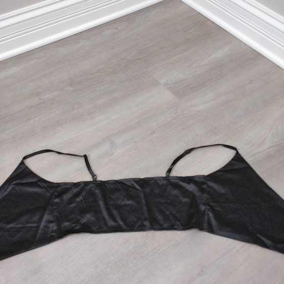 NWOT black silky tie front crop bralette - Picture 14 of 16